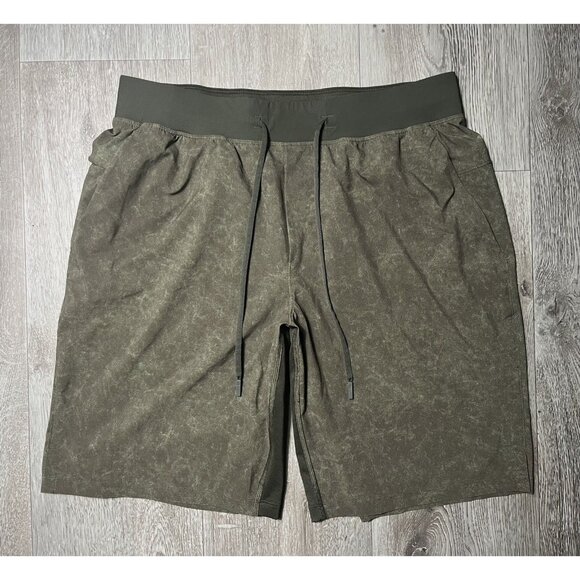 Lululemon T.H.E Unlined Gravel Dust Dark Olive Green Shorts Mens Large - Picture 1 of 2
